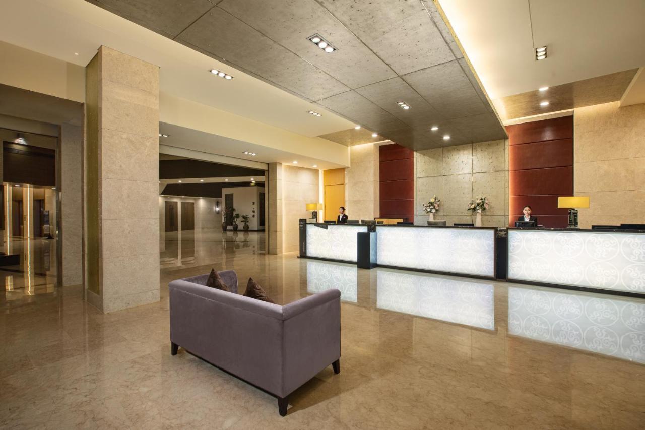 Crowne Plaza Shanghai Xiayang Lake By Ihg Qingpu ภายนอก รูปภาพ