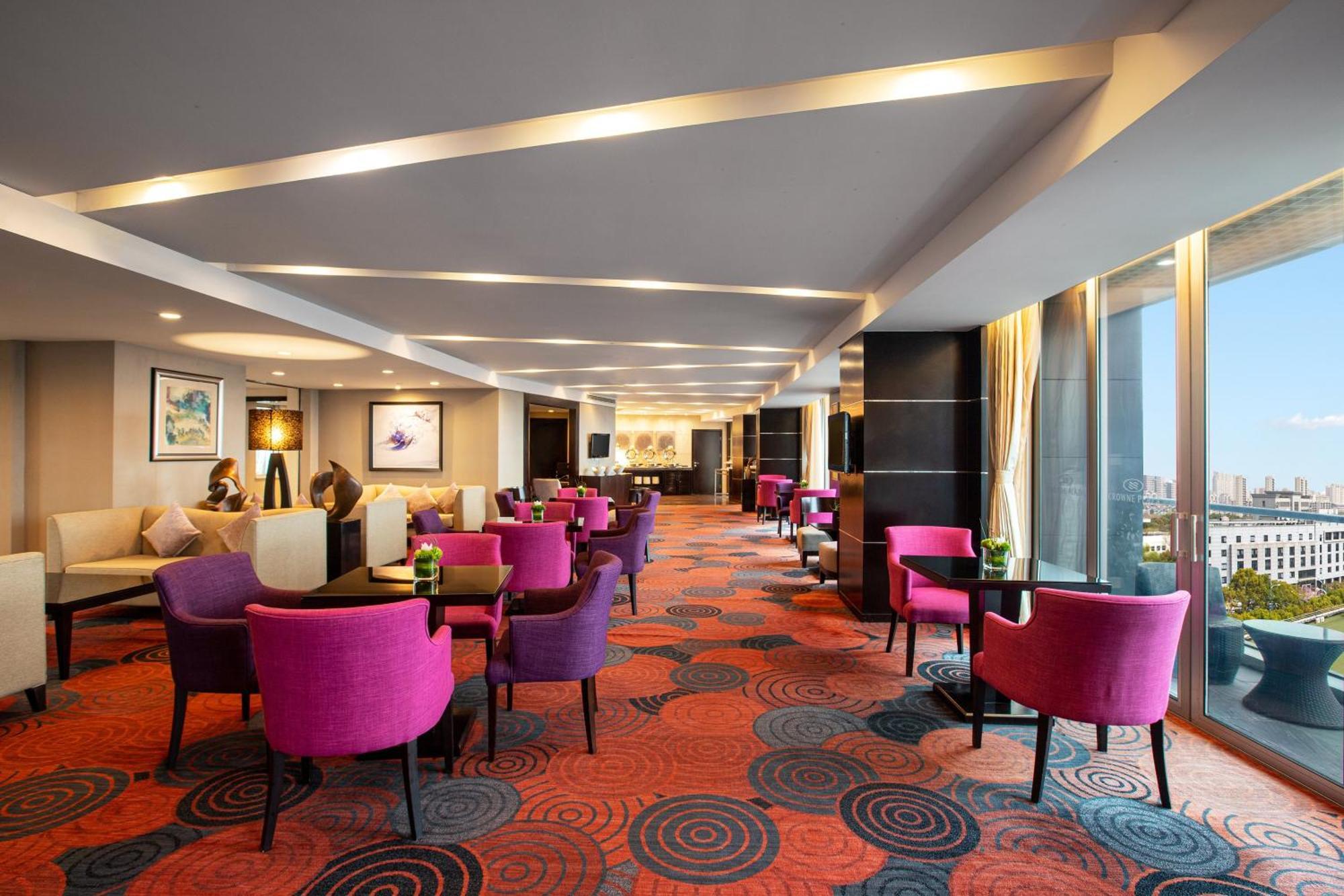 Crowne Plaza Shanghai Xiayang Lake By Ihg Qingpu ภายนอก รูปภาพ